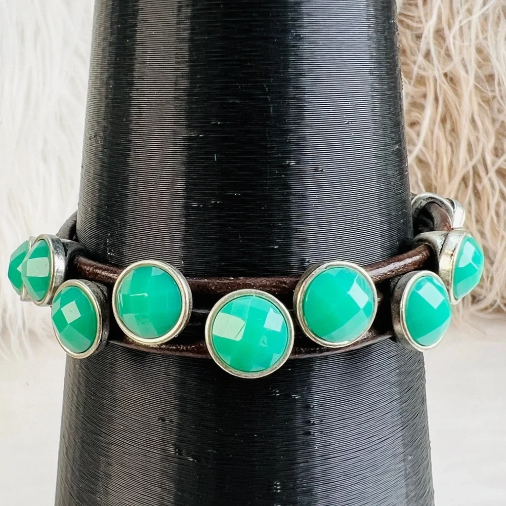 Beautiful, bohemian chic, brown and greenish blue costume bracelet